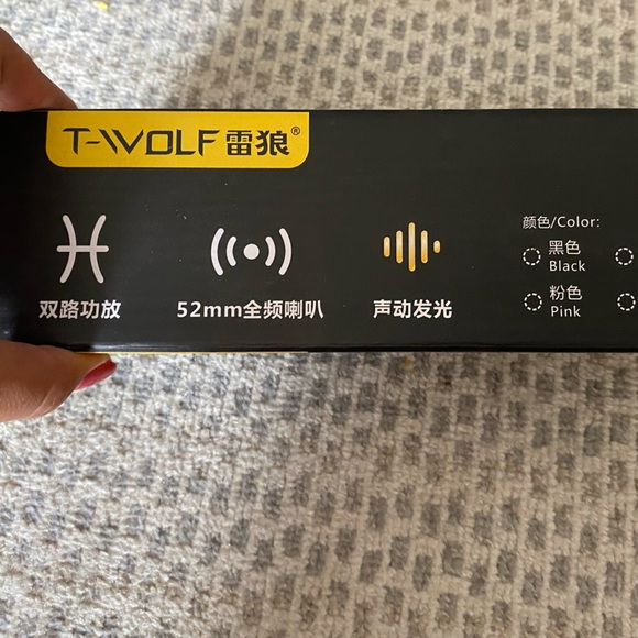 ***NEW IN BOX*** Desktop Computer Soundbar style speaker. - Picture 4 of 6